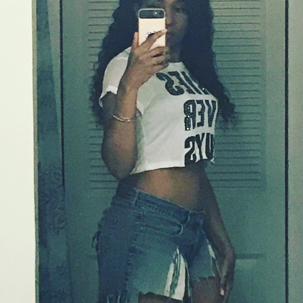 Crop Top - Picture 2 of 2